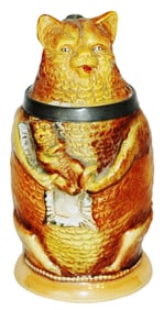 1/4L Diesinger Cat holding a Kitten Stein