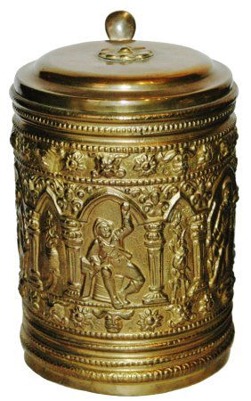 Brass 2L Panels of Cavaliers Stein