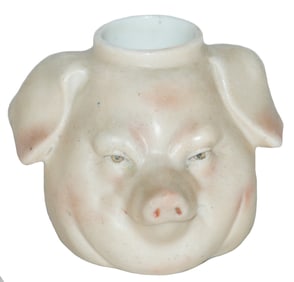 Bohne Piggy Head Character Matchholder Striker