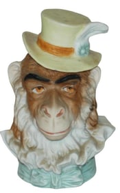 Monkey w Hat Bohne Character Porcelain