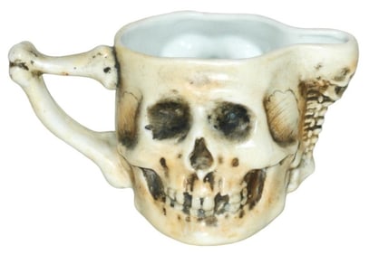 Skull w Skeleton Spout  Bohne Character Creamer