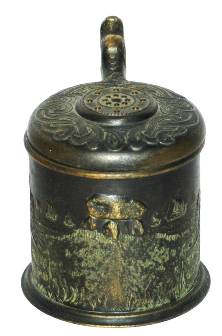 Brass Relief 1/4L Stein Rock Scene & Verse: Brass Relief 1/4L. Balanced rock and verse. Mint.