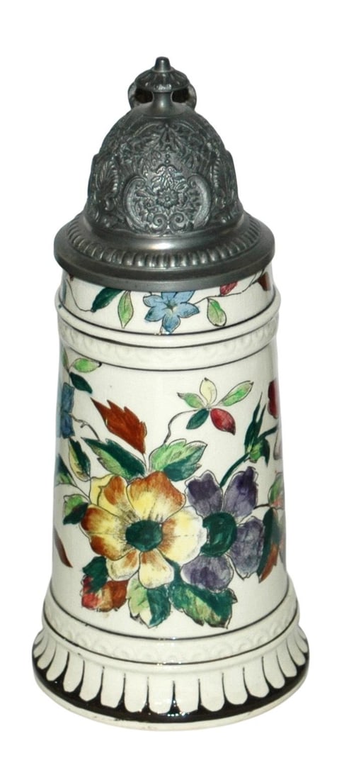 Ditmar Majolica Floral Design Stein: Majolica Ditmar #1594 PUG 1/2L. Floral design around body. Mint.