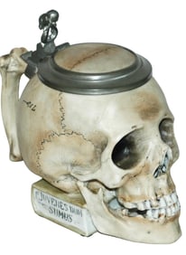 Bohne Skull on a Book Character Stein