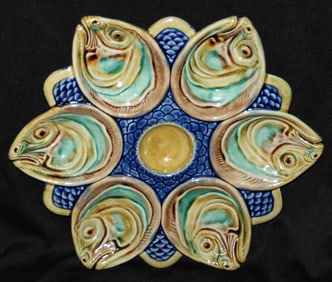 Norfolk Oyster Plate Fish Head Design 6 Wells