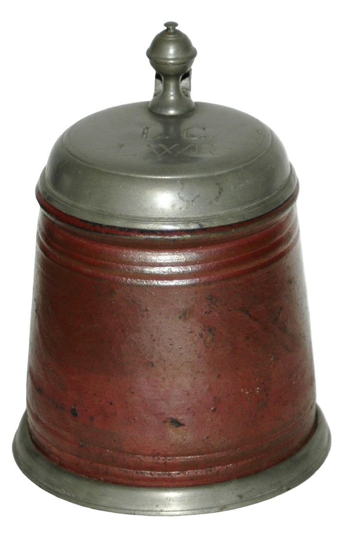 Dreihausen Stoneware Stein Circa 1700: Stoneware Stein 3/4L Dreihausen Factory. Brown body with grooves at upper and lower areas. Circa 1700. Very good condition.