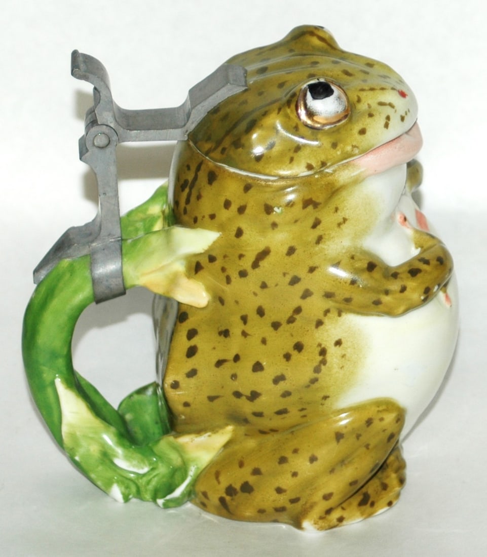 Standing Frog Schierholz Character Stein - 4