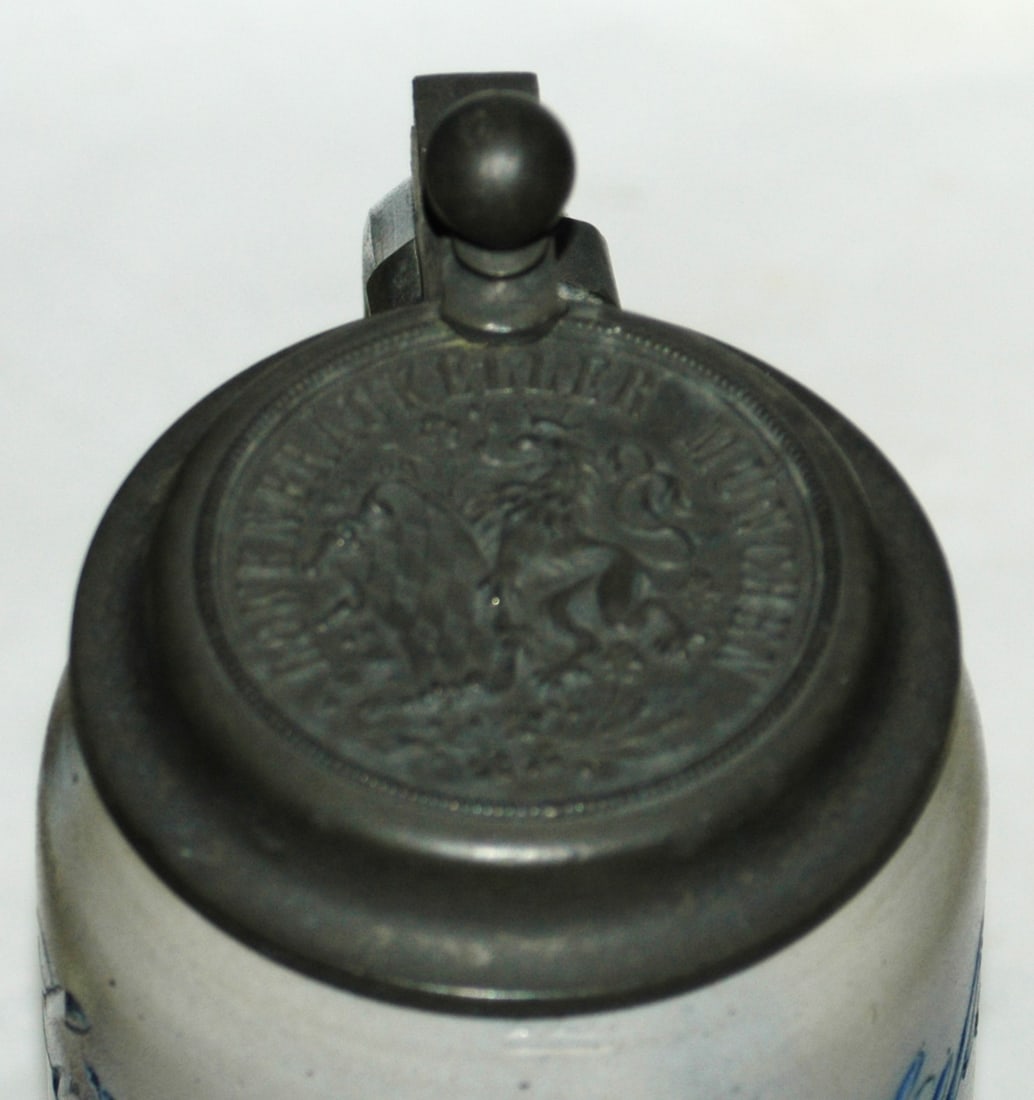 1L Lowenbraukeller Munich Stein w Matched Lid - 5