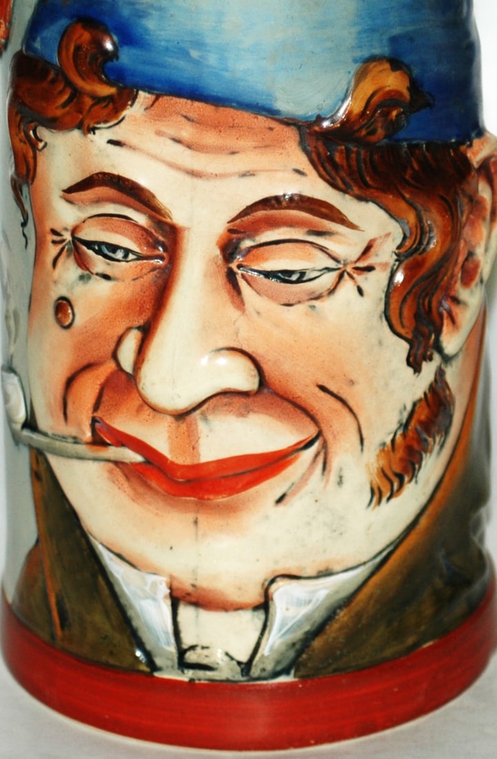 1L Man's Face Character Stein - 2