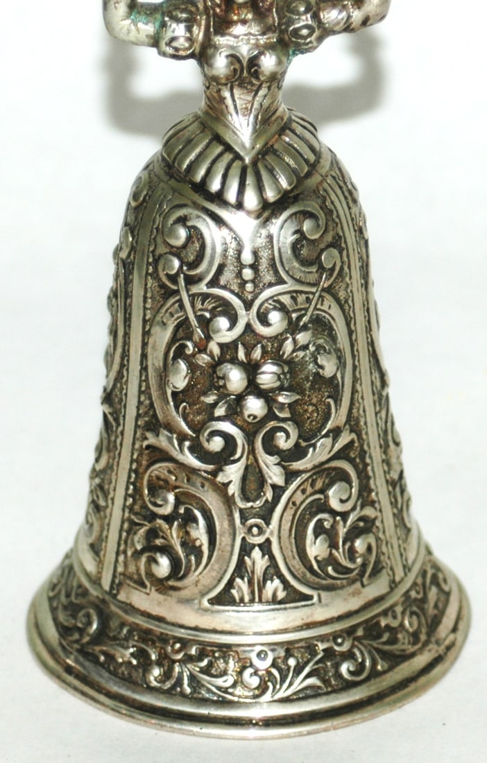 Silver Floral Relief Design Wedding Beaker - 2