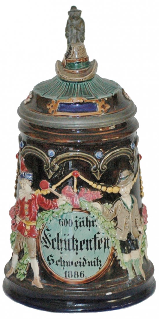 1886 Shooting Prize Target & Hat Inlay Lid Stein: Majolica Relief 1/2L. M. Krause. Shooting prie in 1886. Targets and figural Bavarian hat inlay.