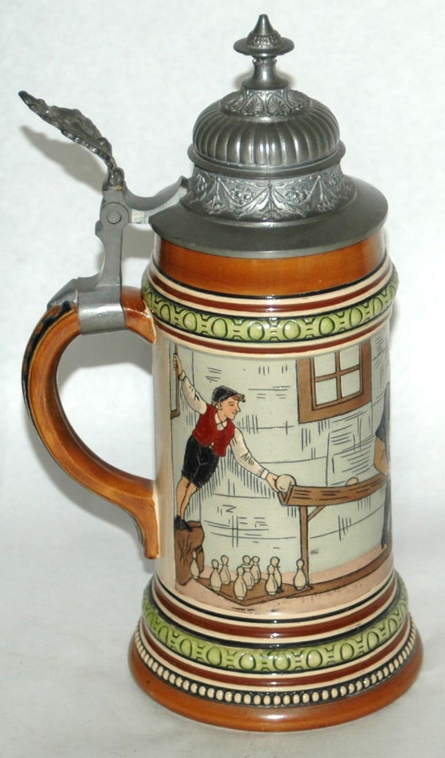 HR Men Bowling Wrap Around Scene Stein - 3