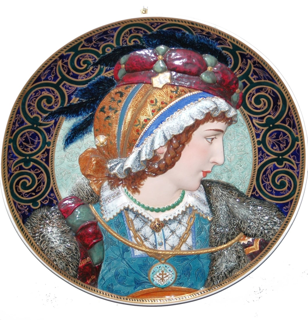 Villeroy & Boch Dresden Royal Woman 20-1/2" Plaque: Villeroy & Boch Dresden Glazed Relief 20 ½” Plaque. Young well dressed royal woman. Mint.