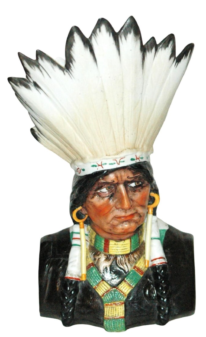 Bohne Indian Chief w Tall Headress Character Vase (1 of 4)