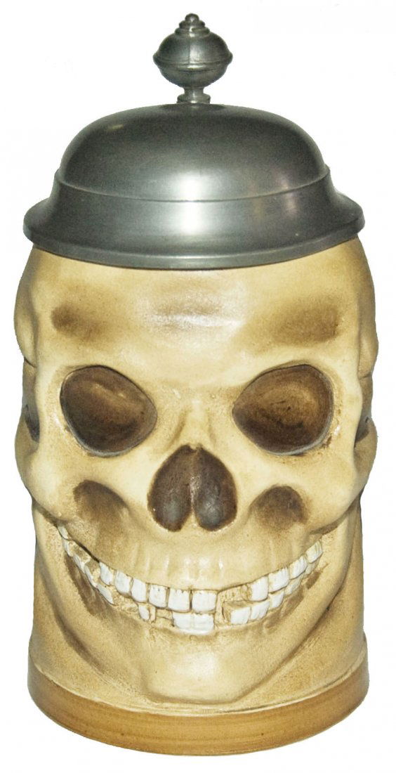 Hanke Skull Character Stein (1 of 1)