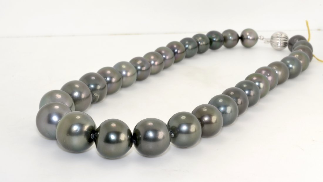 Tahitian Cultured Pearl Necklace AV: $18,400: Tahitian Cultured Pearl Necklace (31 pearls) with a 14K white gold salloped plunger style clasp K36J78