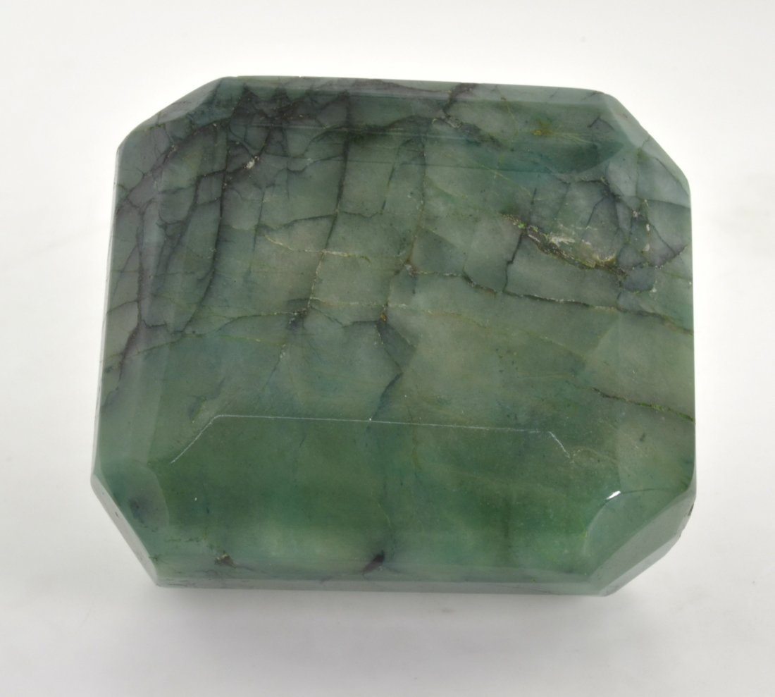 627.50 ct Green Beryl Loose Stone AV: $16,315: 627.50 ct Green Beryl Loose Stone K62J7