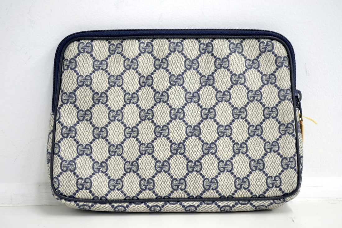 Gucci Pouch