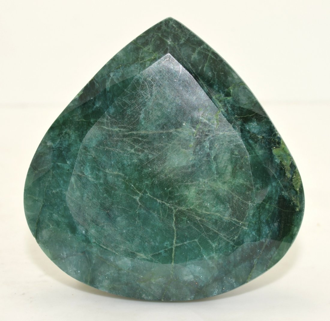 387.20 ct Emerald/Beryl Loose Stone AV: $24,394: 387.20 ct Emerald/Beryl Loose Stone K69J1