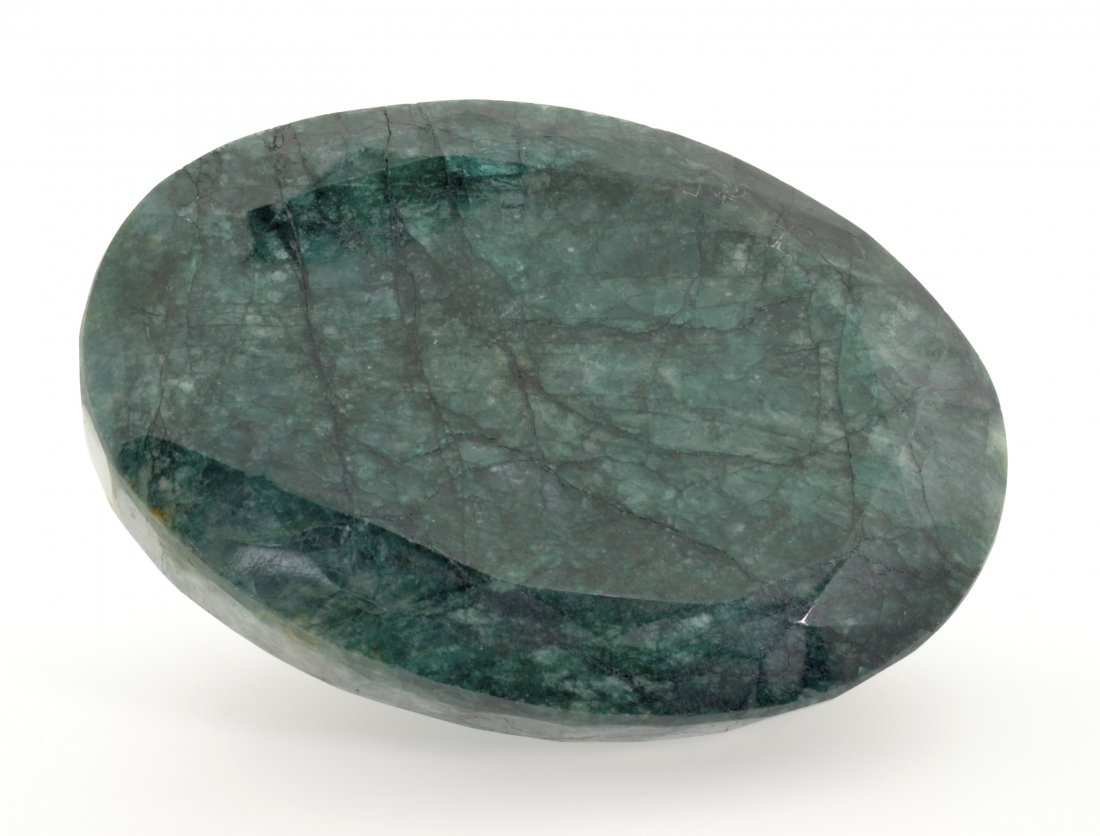 572.20 g Natural Beryl Loose Stone (GIA CERTIFIED): 572.20 g Natural Beryl Loose Stone (GIA CERTIFIED) K99J9