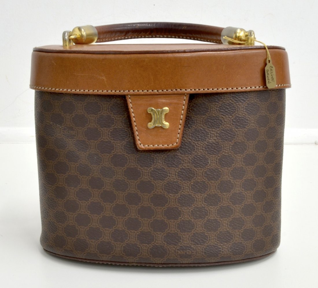 Celine Brown Bag (GOOD CONDITION): Celine Brown Bag 8 x 6 in (GOOD CONDITION) K1D99