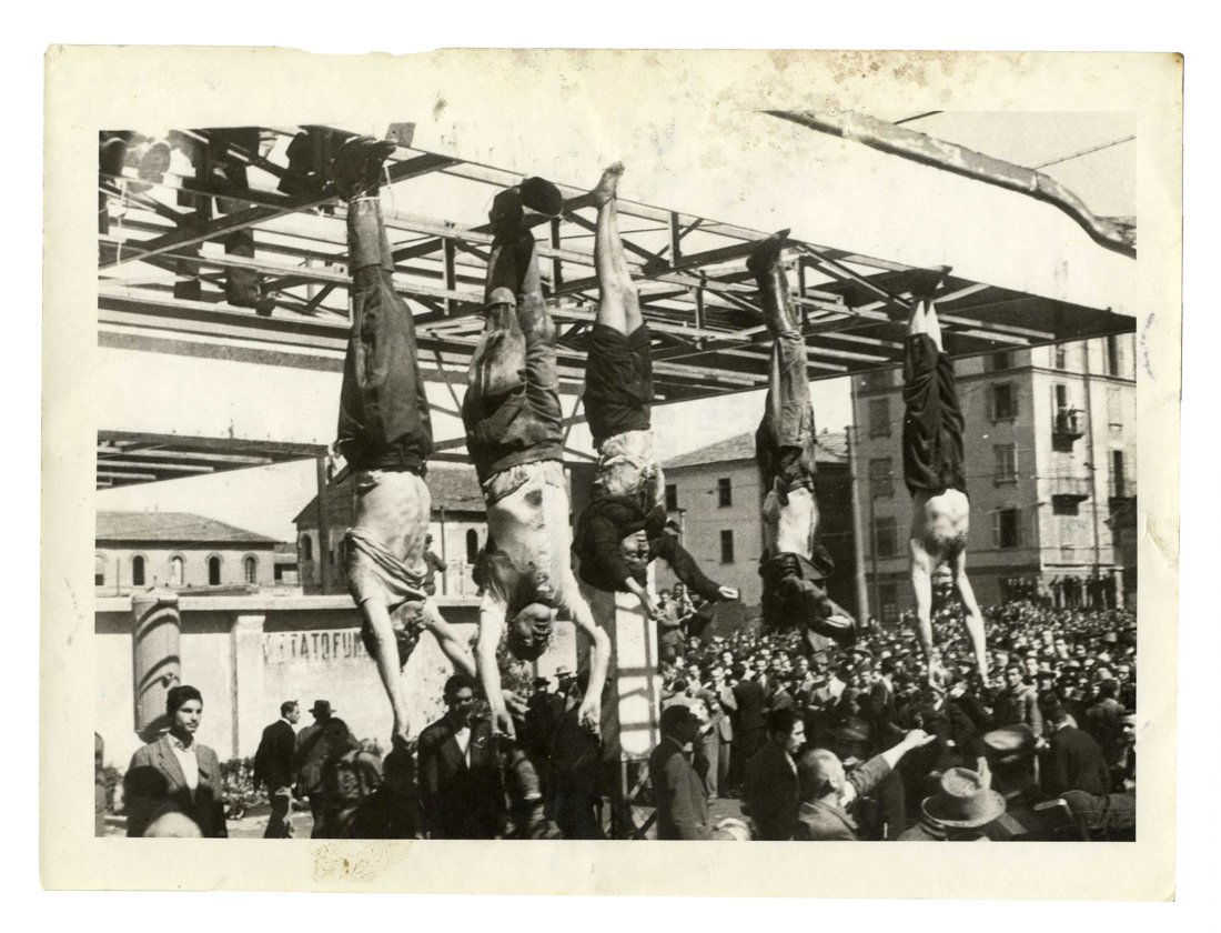 Fotografia di Mussolini e piazzale Loreto (1 of 1)