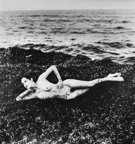 Helmut Newton: Nude in Seaweed, negative 1976; printed c. 1984