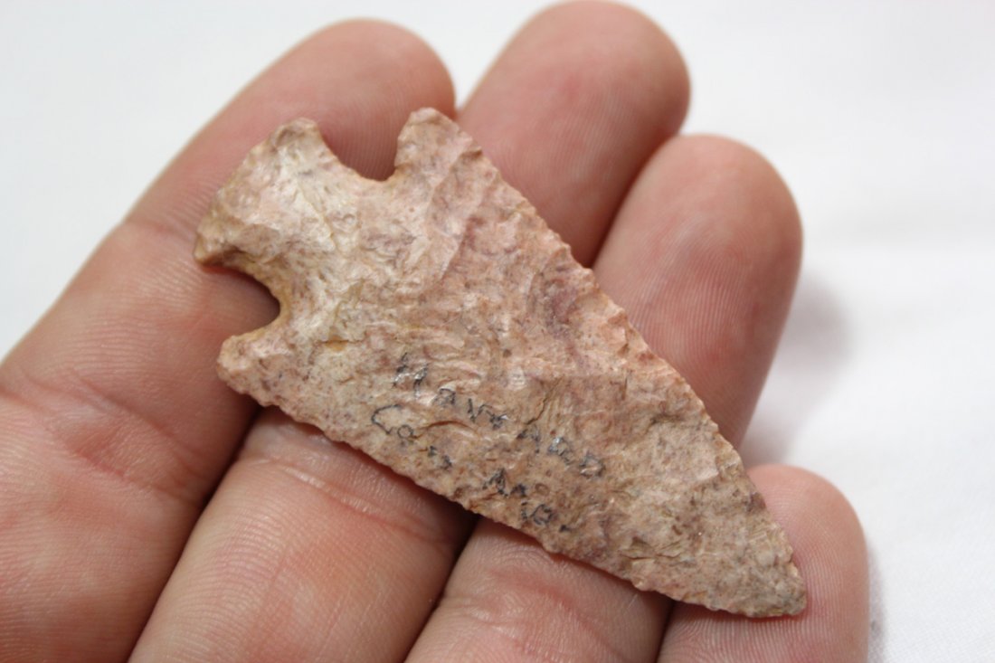 Stemmed Arrowhead (1 of 4)