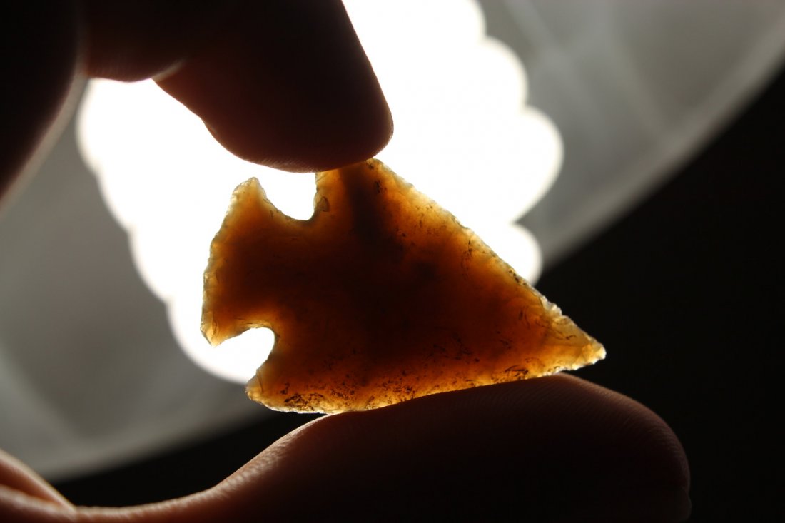 Corner notched point (1 of 4)