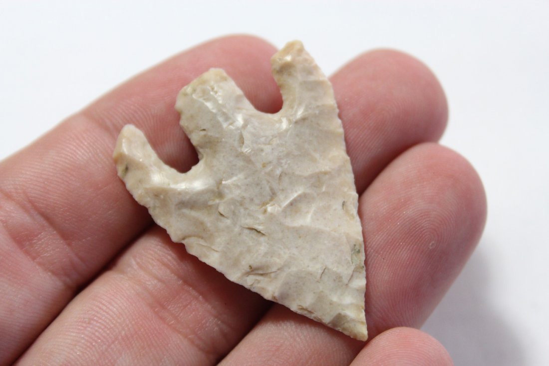 Base notched point (1 of 3)