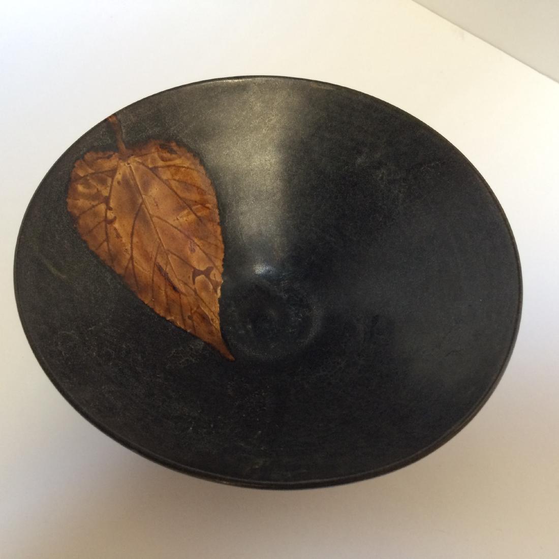 Song Dynasty Jie Zhou Ware Bowl with Leaf (1 of 3)