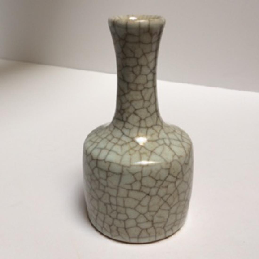 Chinese Ming Dynasty Antique Ge Ware Vase (1 of 4)