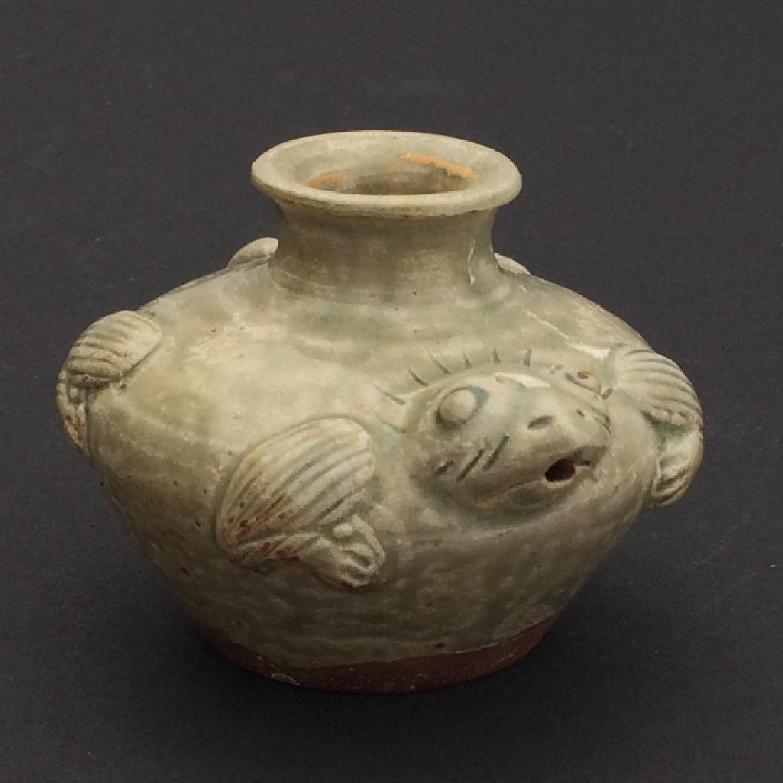 Chinese Jin Dynasty Style Decorated Frog Ink Pot (1 of 3)