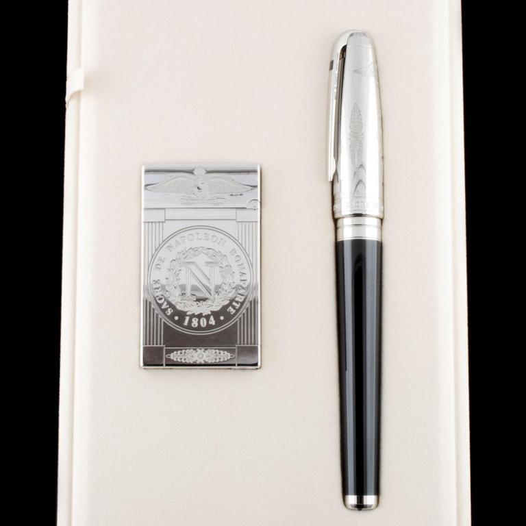 St Dupont Napoleon Platinum Lighter & Pen Set - 3