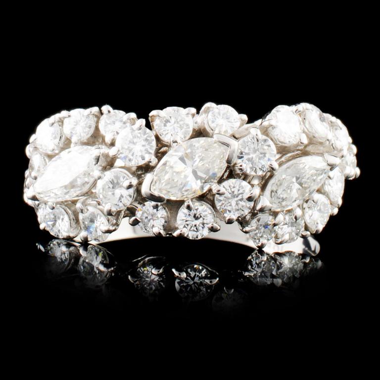 Platinum 1.57ctw Diamond Ring (1 of 5)