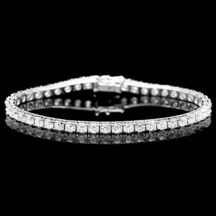 ^18k White Gold 8.00ct Diamond Bracelet: Estimated Retail Replacement Value: $31,200.00Ref: WAG25000Item No.: ARA-CRA026Metal: 18k Solid White GoldSize: 7Total Item Weight: 11.00 gramsCountry Made: USAMain Stone: DiamondCarat Total Weight: