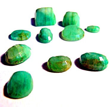 49.16 Ct TW Natural Oval Emerald (Beryl) Loose gemstone: Ten Natural Oval Emerald (Beryl) 49.16ct Loose gemstones, color is light green. GLA appraised on 7/22/2009 Appraisal Value: $8652 (See certificate of Authenticity for more details)