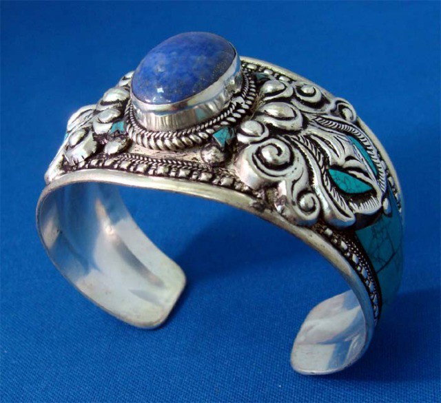 Nepalese Silver Metal Turquoise Handcrafted Bangle: Beautiful Silver Metal Nepalese Bangle Bracelet with turquoise and Lapis, dims 3" by 2.5"