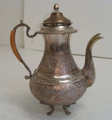 Engraved Persian Metal Tea Pot: 8. 5"x7" 560g
