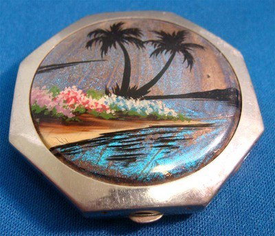 Enamel Silver Ladies Makeup Compact Palm Trees Ha: This pretty silver compact shows a hawaiian palm tree scene, hand painted in england c1920's by t.L.M. (thomas l mott), also stamped vogue on inside. Dimensions 2. 25" in diameter, weight 50g excellen