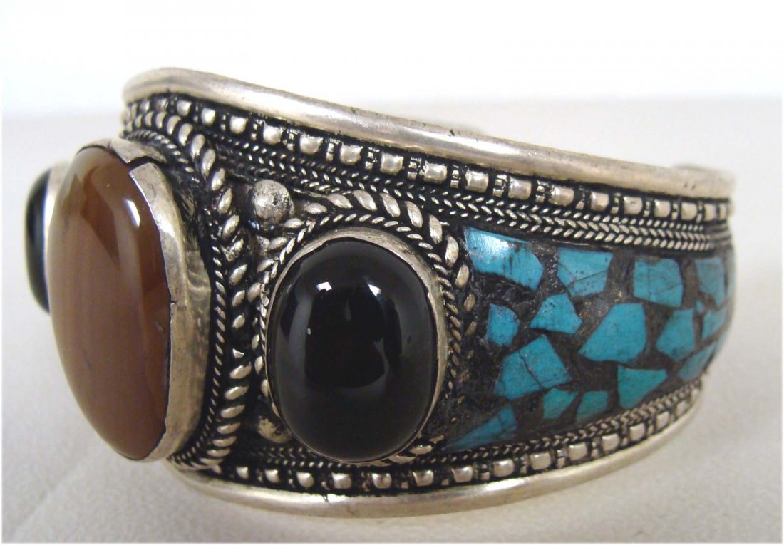 Nepal Tibetan Nickel Silver Bracelet: Inlaid Turquoise shards and three large cabachon stones set in nickel silver K4W5