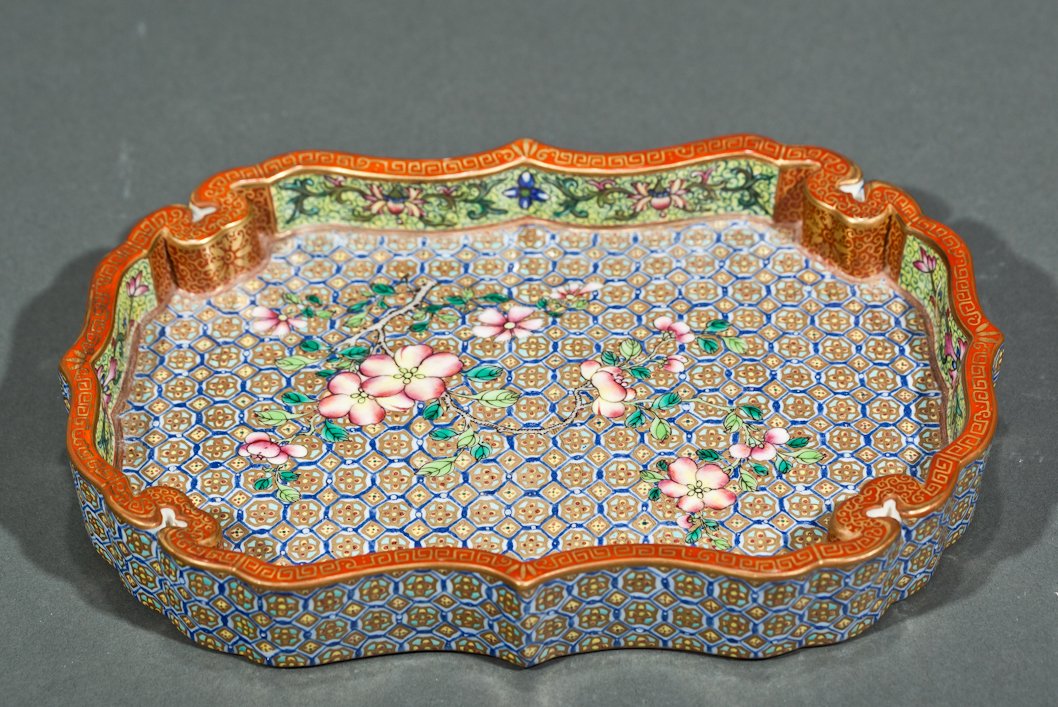Chinese Famille Rose Porcelain Brush washer: Cartouche shaped washer beautifully decorated interior with blossoming branches, the sides decorated with flowers, the bottom with many flowers in a garland of vines and blooms on a pastel ground, Dim