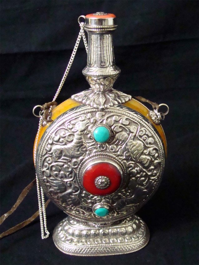Nepal etched silver Large Snuff Bottle: Dimensions 8" by 4.5" TAK4W55
