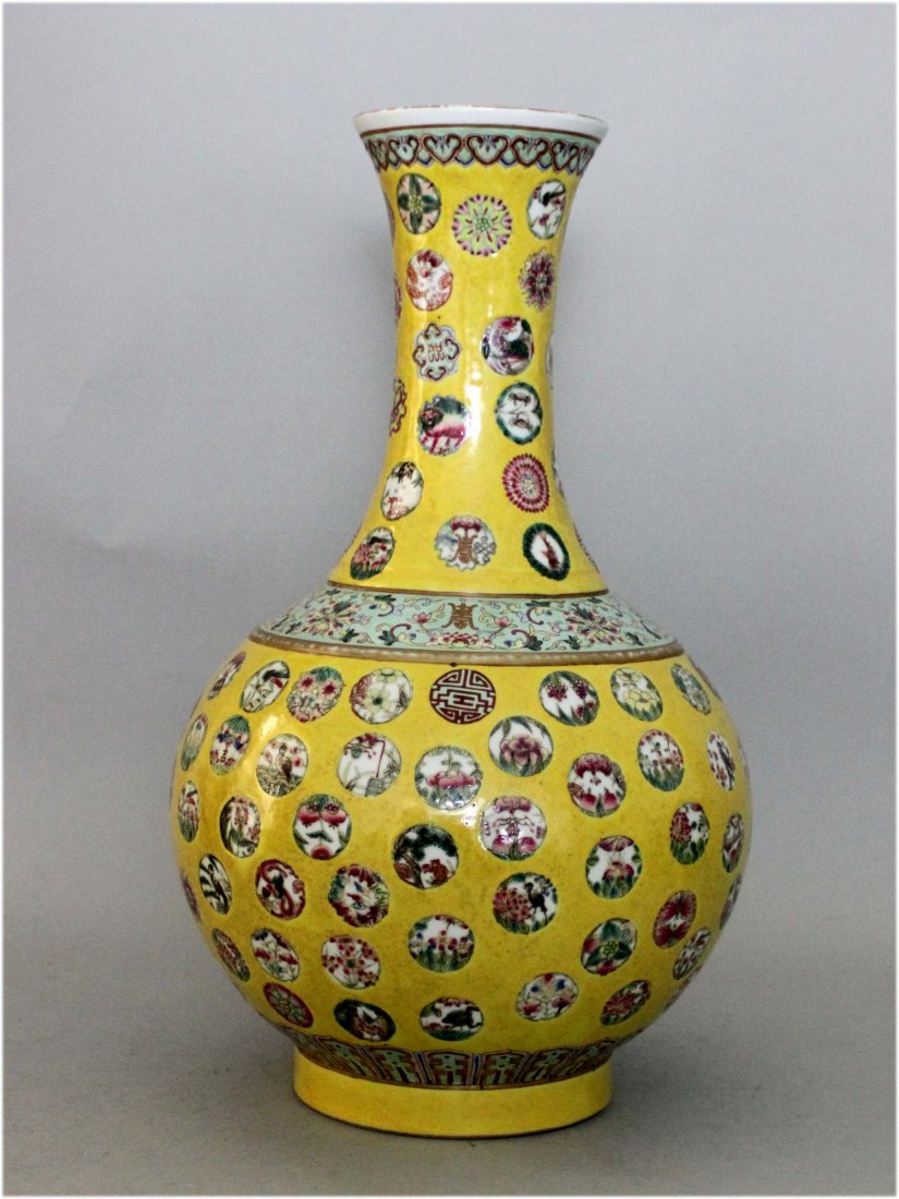 CHINESE ANTIQUE FAMILLE ROSE PORCELAIN VASE: DEPICTING FLOWERS AND ANIMALS IN ROUND BALLS. dimensions: 16" tall by 9" diameter, DB167