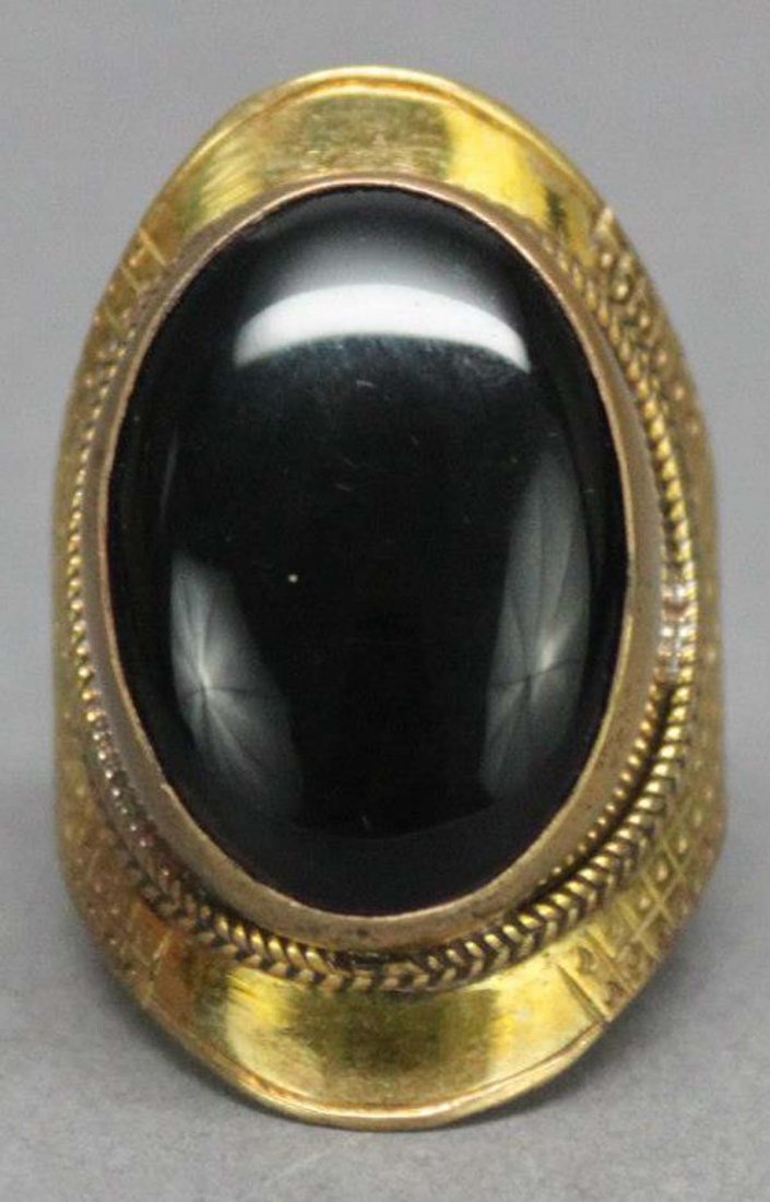 Tibetan Nepal Handcrafted Black Onyx Cabachon Ring: Nepal Nickel silver (gold plated) with Onyx cabachon inset, ring size 13