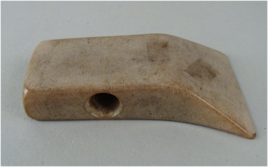 Antique Chinese Old Jade Carved Axe Head: dimensions 3.25" by 1.25" TX006 K7W49