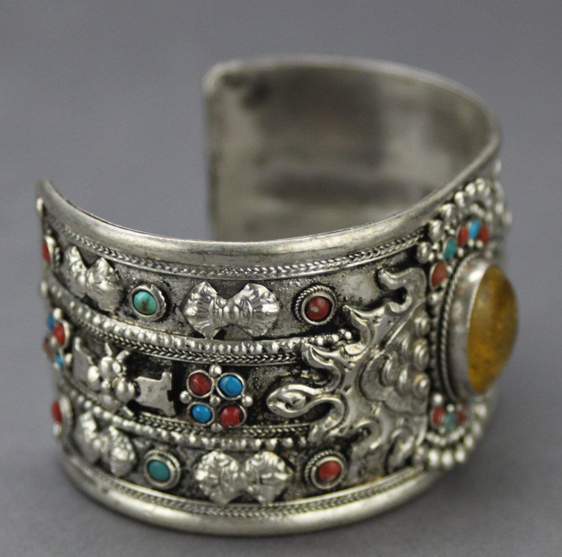 Tibetan Nepal Amber & Turquoise Silver Bracelet: Dimensions: 2.75", K6W1