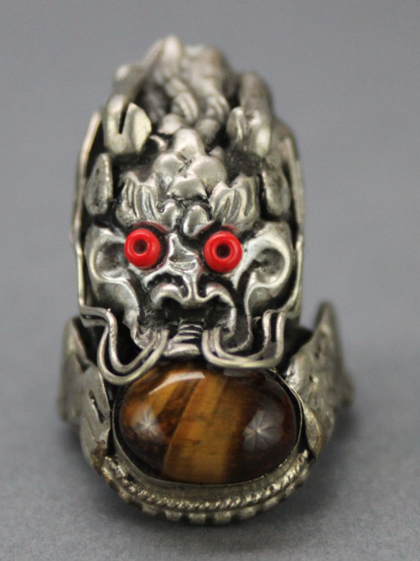 Tibetan Nepal Silver Dragon Head Ring: Size 9.5