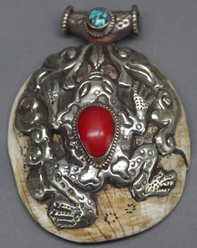 Nepal Silver Frog Scorpion Sell Amulet Pendant: Dimensions:3.75" H, AF165