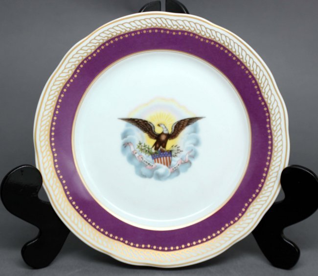 Danbury Mint "Royal Purple" China Plate: Bavarian China made this re-creation of the china used at the white house by Abraham Lincoln. Dimensions: 7.75"Dia